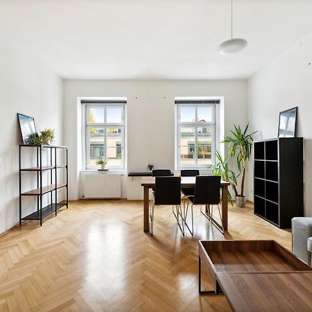 Design Apartments Near Mariahilferstrasse Wien Eksteriør billede